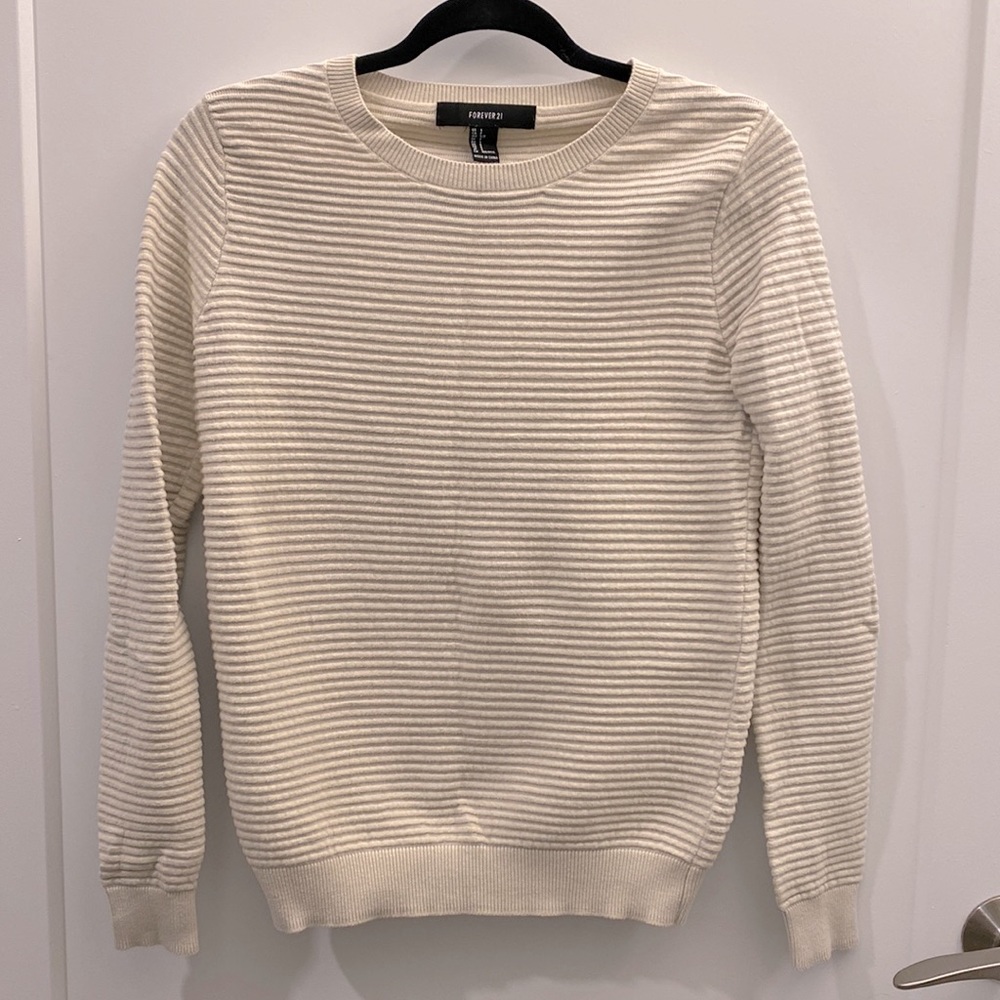 Textured sweater, size small, forever 21